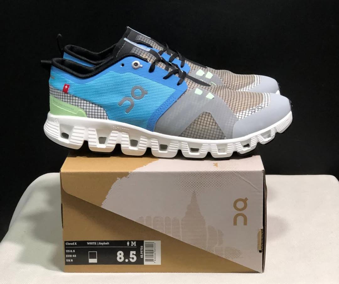 Gray helmet for bikers