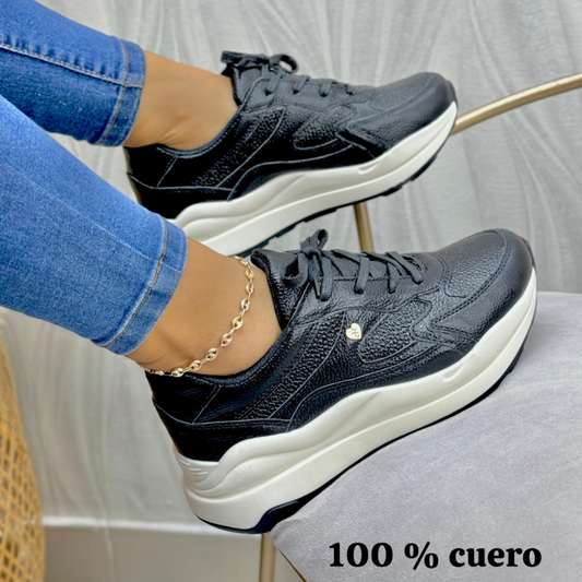 zapatilla en cuero💕