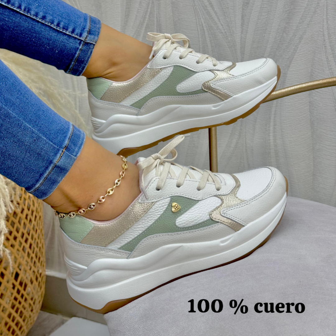 zapatilla en cuero💕