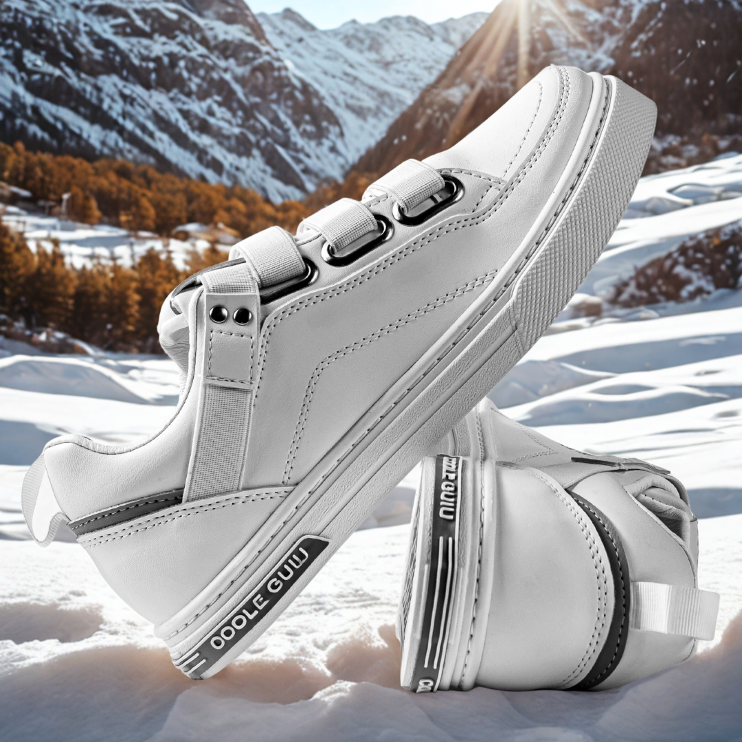 NUEVOS CoreStride Casual