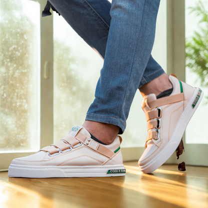 NUEVOS CoreStride Casual