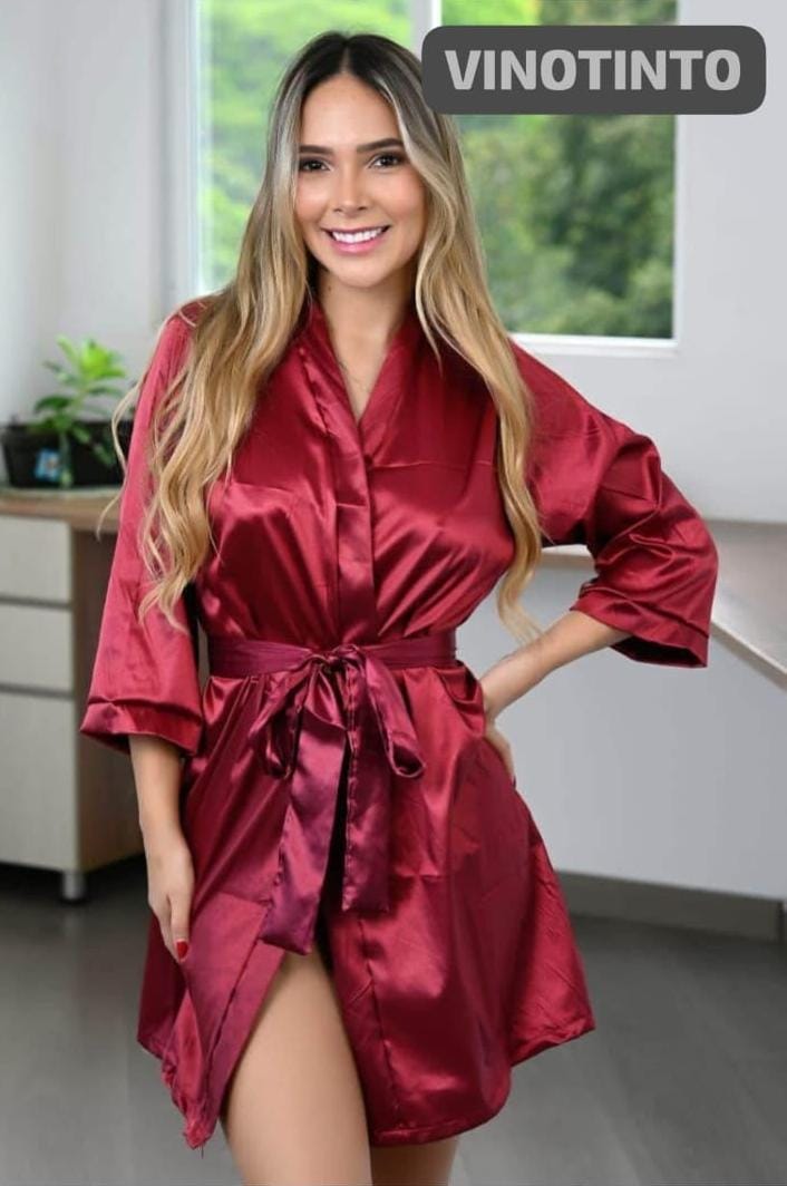 🩷 Bata Satinada – Lujo y suavidad en cada detalle
